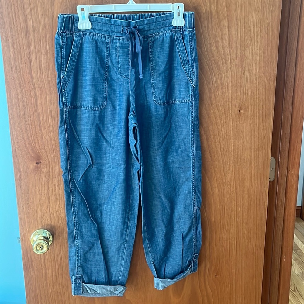 Comfy, movable pants